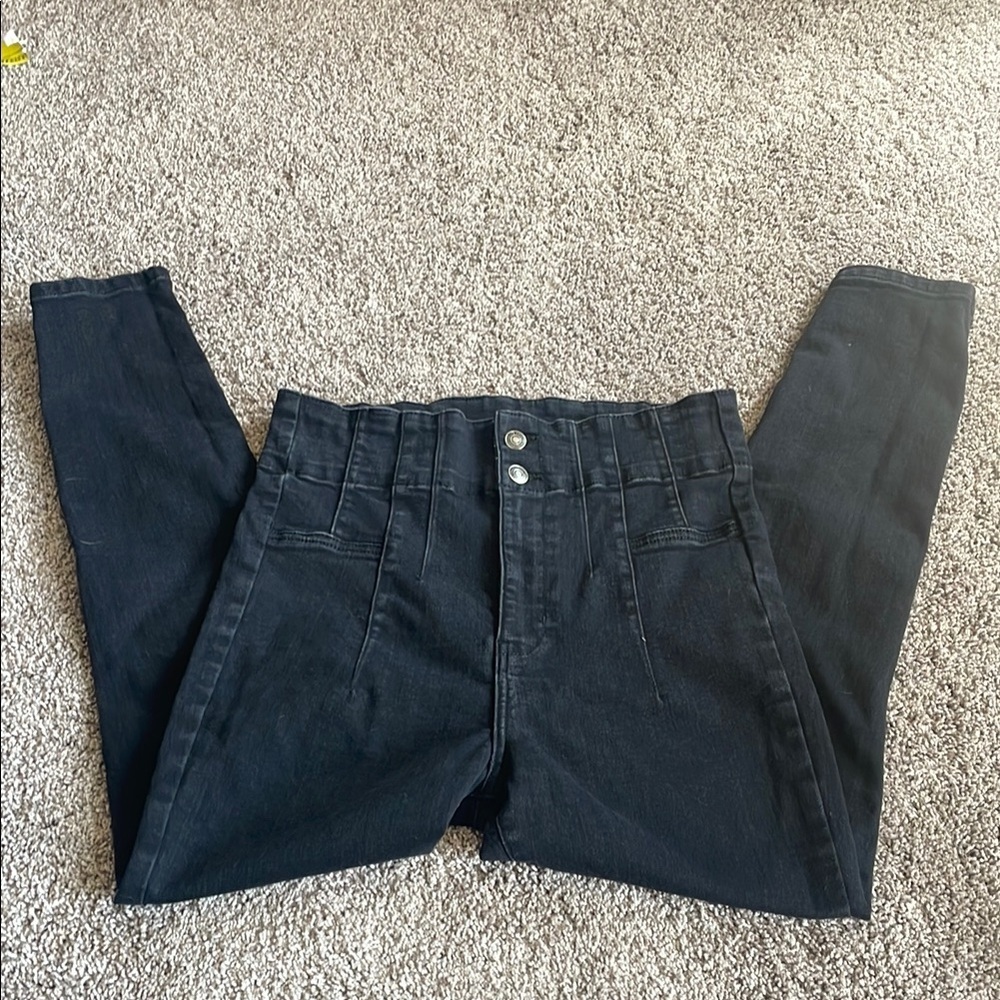 Black high waisted skinny jeans